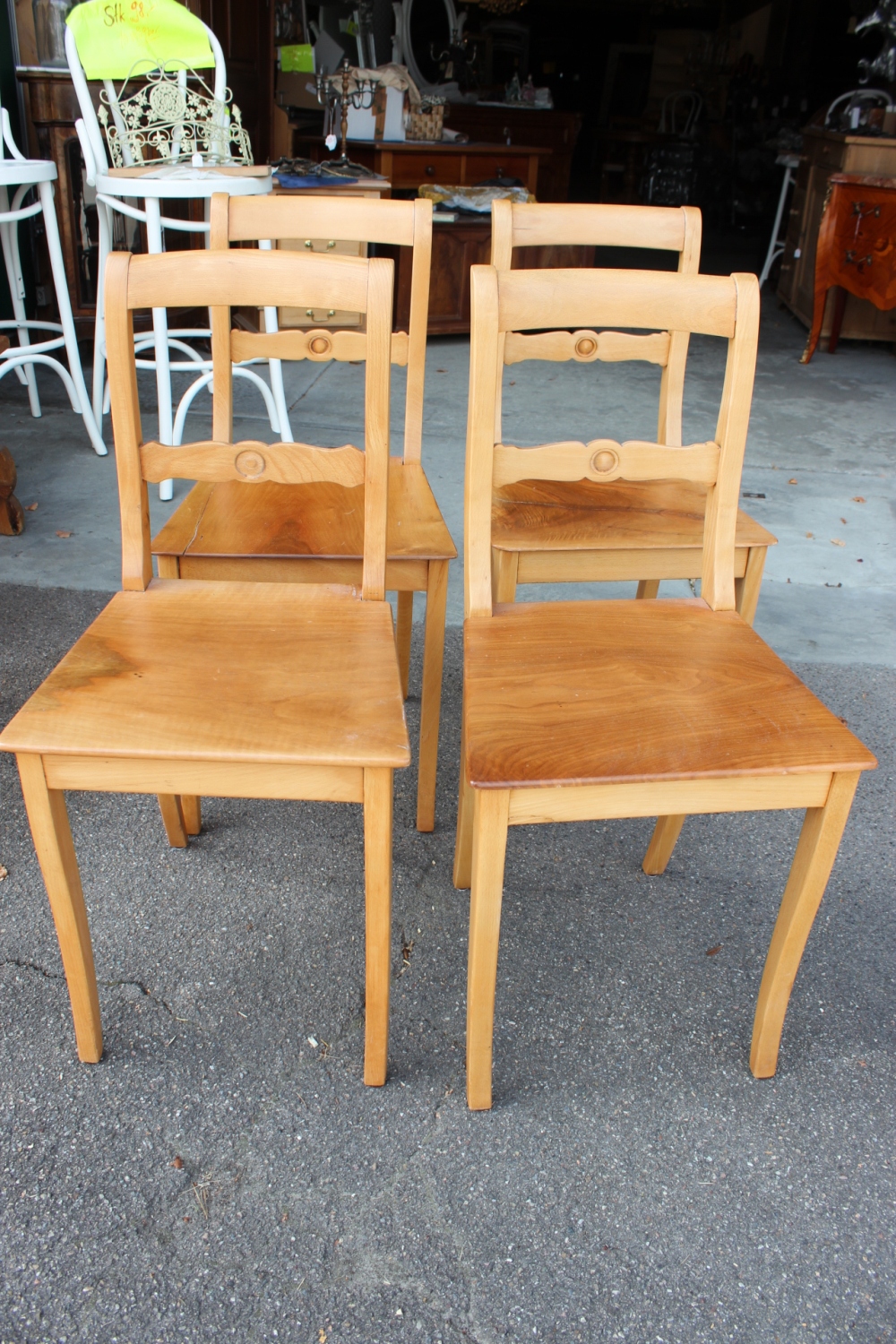 Biedermeier Stuhl Nussbaum / verkauft