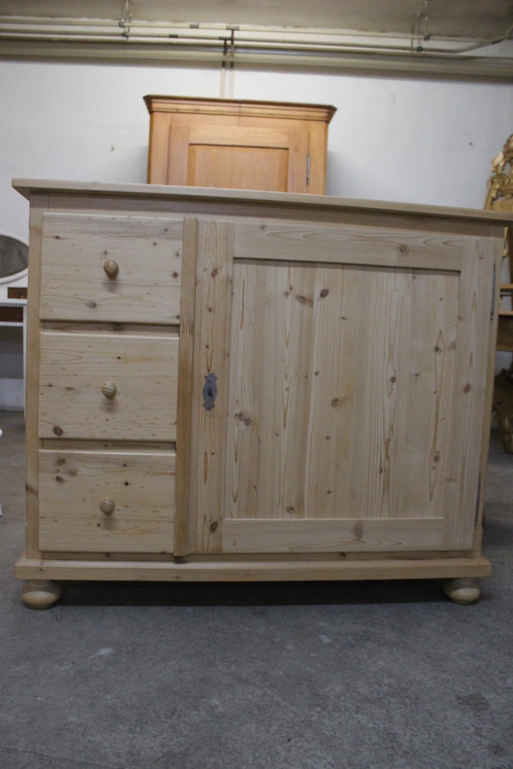 Schaffreite, Schaffreitenschrank / massiv Tanne