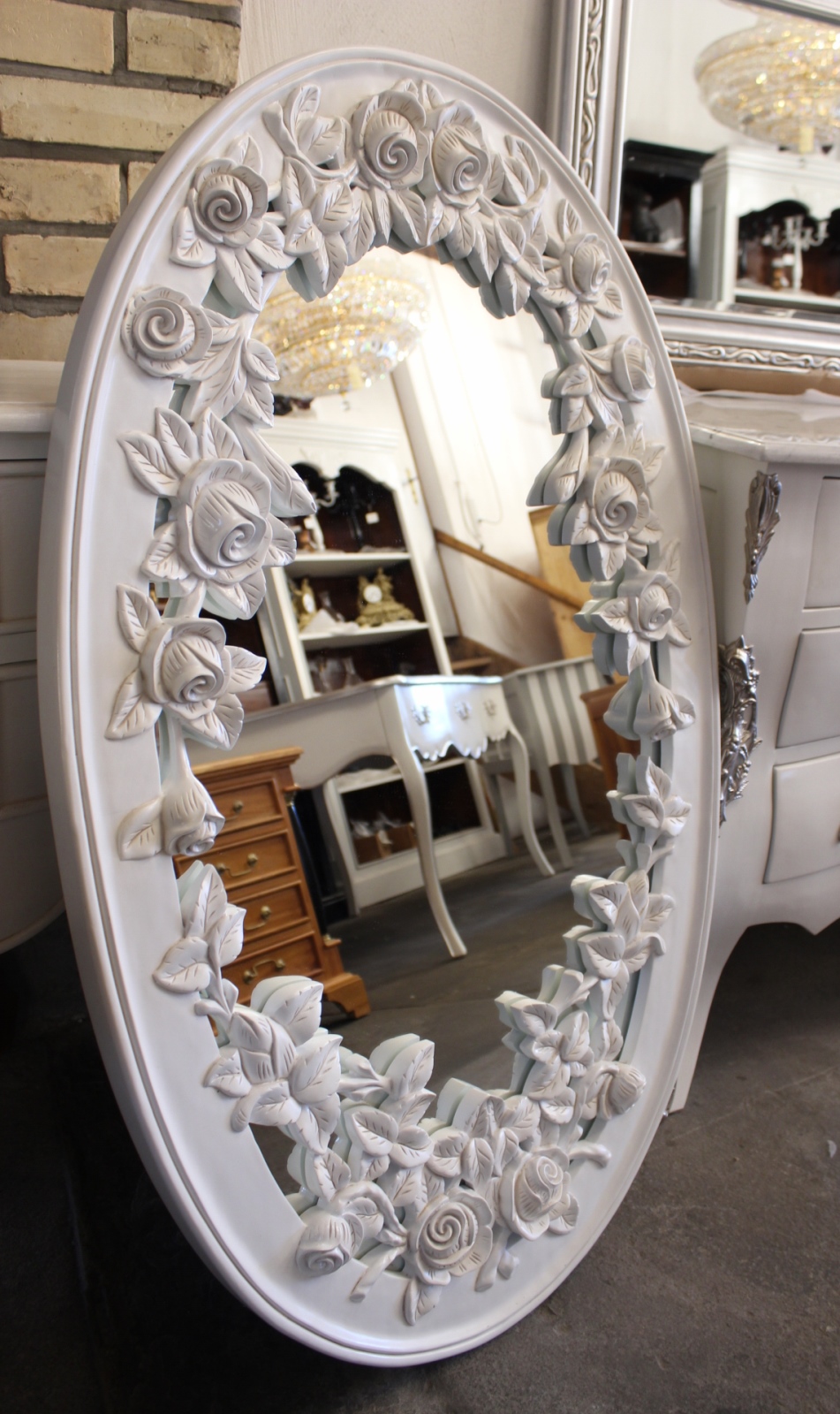 Spiegel mit Rosenschnitzerei weiss /110X70cm